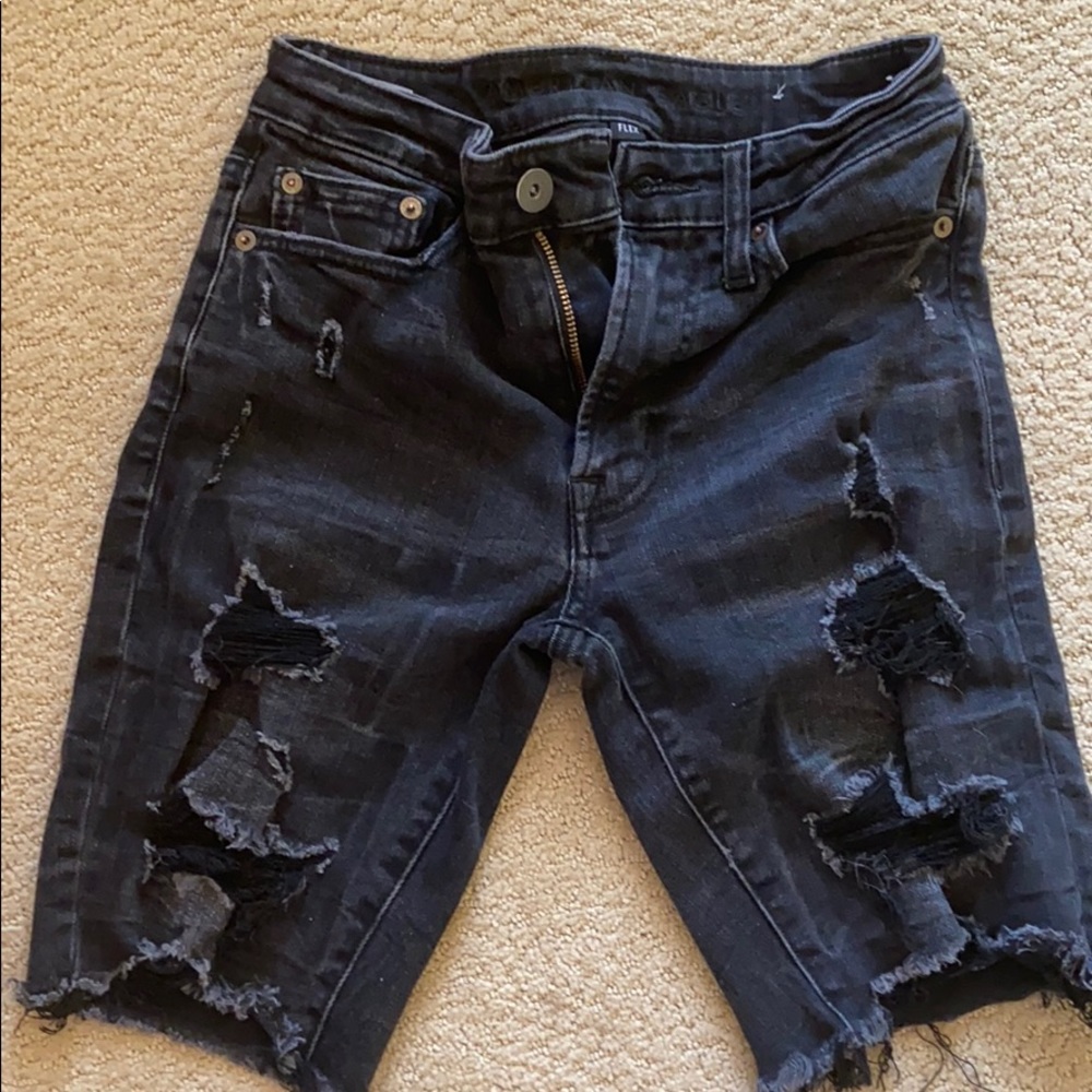 American Eagle Black jean shorts 26…